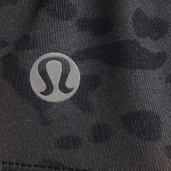 Lululemon strappy v neck animal print tank top 6 - Picture 6 of 8